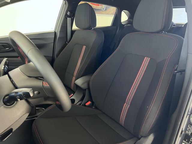 i20 Innenraum MT, Beispielbilder, teilweise mit Sonderausstattung