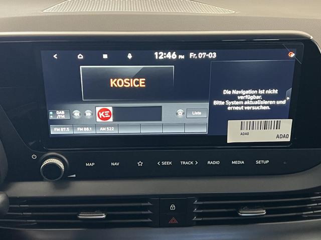 i20 Innenraum, Beispielbilder, teilweise mit Sonderausstattung