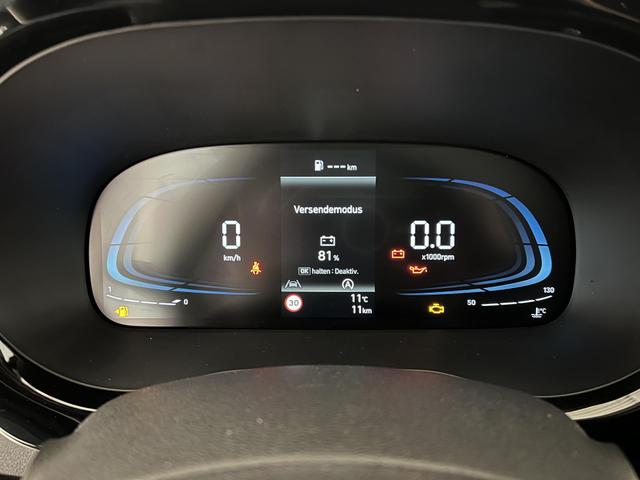 i10 GO Plus Innenraum, Beispielbilder, teilweise mit Sonderausstattung