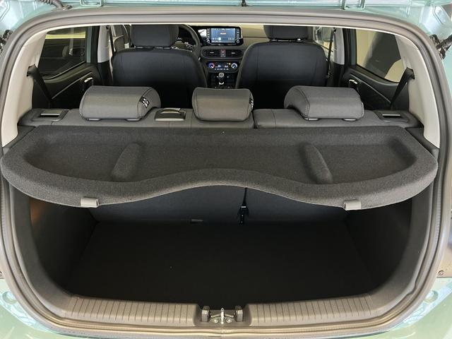 i10 GO Plus Innenraum, Beispielbilder, teilweise mit Sonderausstattung