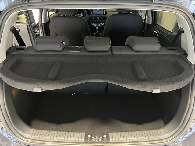 i10 GO Plus Innenraum, Beispielbilder, teilweise mit Sonderausstattung