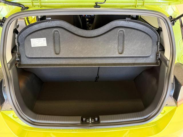 i10 GO Plus Lucid Lime, Beispielbilder, teilweise mit Sonderausstattung