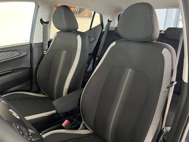 i10 GO Plus Vibrant Blue Vorlauf, Beispielbilder, teilweise mit Sonderausstattung