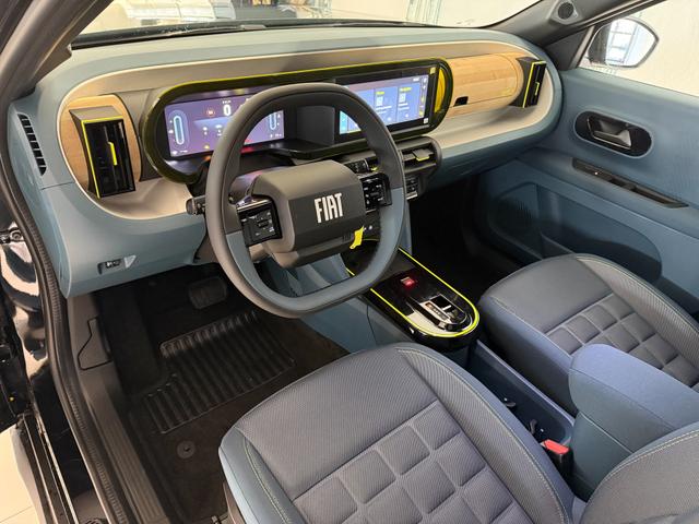 Fiat Grande Panda La Prima Cinema Schwarz