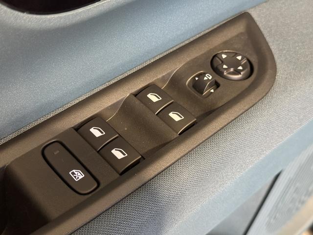 Fiat Grande Panda La Prima Cinema Schwarz