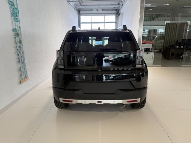 Fiat Grande Panda La Prima Cinema Schwarz