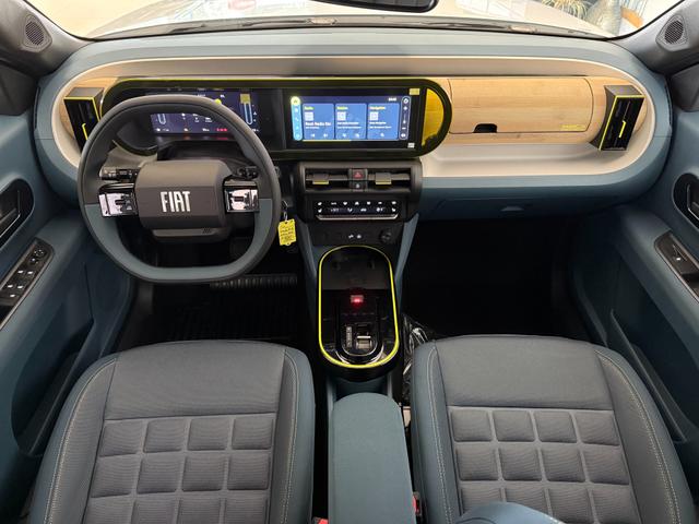 Fiat Grande Panda La Prima Gelato Weiss