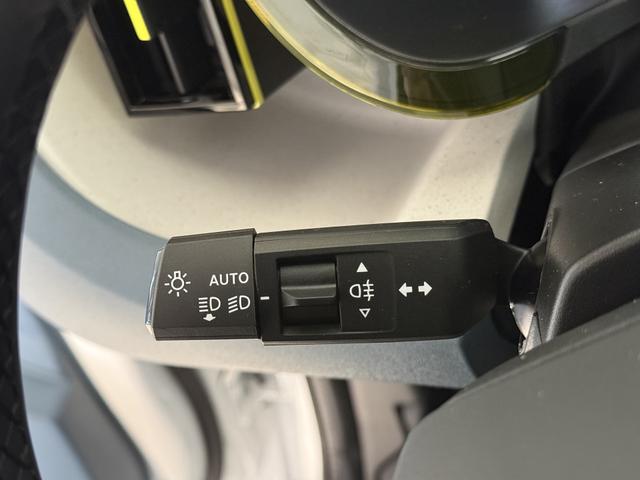 Fiat Grande Panda La Prima Gelato Weiss