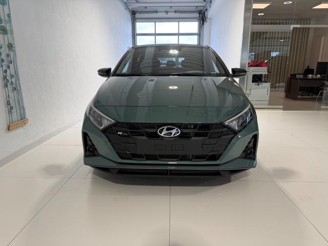 Hyundai i20 N Line Mangrove Green