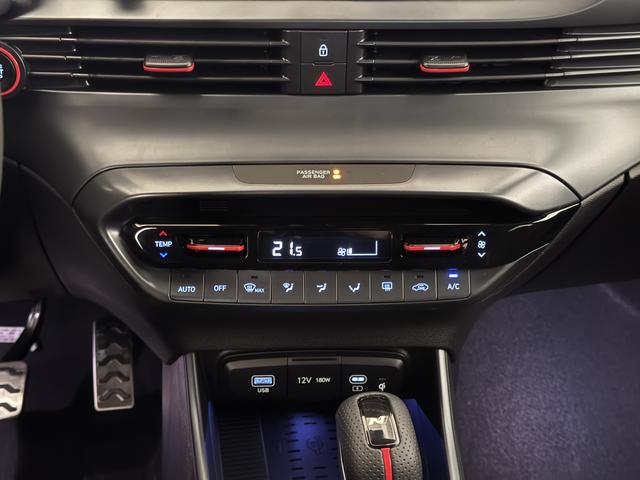 Hyundai i20 N Line Mangrove Green