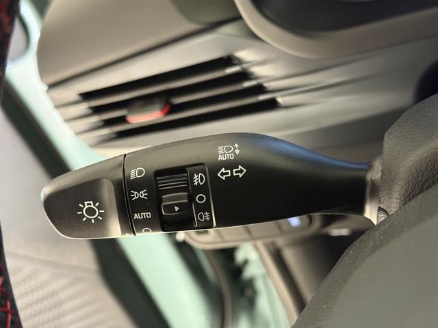 Hyundai i20 N Line Mangrove Green