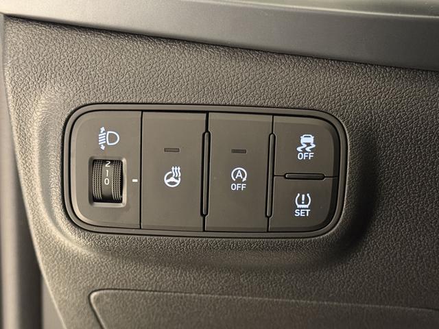 Hyundai i20 N Line Mangrove Green