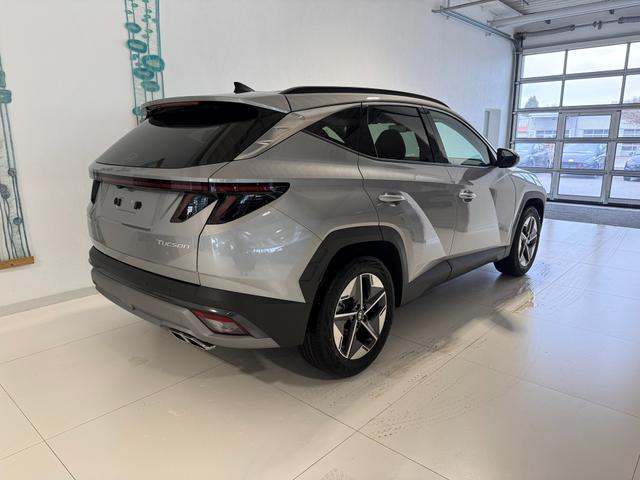 Hyundai Tucson GO Plus Shimmering Silver