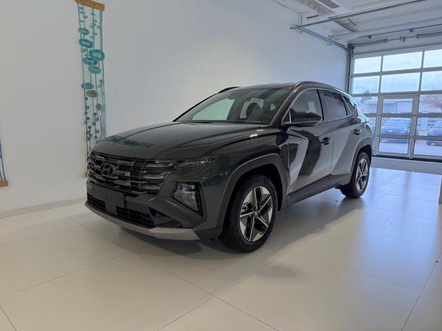 Hyundai TUCSON - GO+ 1.6 T-GDI 2WD DCT 110 kW (150 PS) 2-Zonen-Klimaautomatik, Sitzheizung, Lenkradheizung, Navigationssystem, DAB, Android Auto, Apple CarPlay, R&uuml;ckfahrkamera, Einparkhilfe vorne und hinten, 18 Zoll Leichtmetallfelgen, uvm.