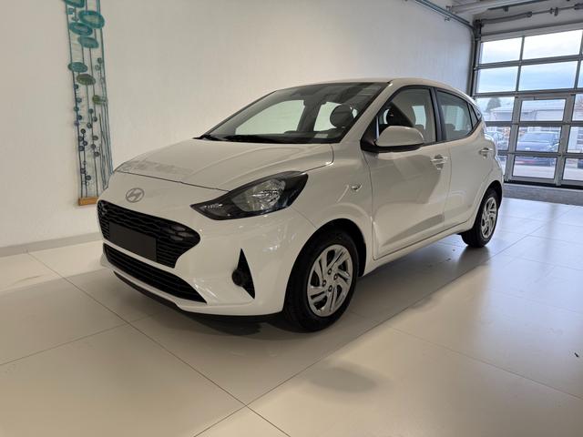 Hyundai i10 - GO 1.0 MT 46 kW (63 PS) Klimaanlage, Sitzheizung, Lenkradheizung, Navigationssystem, Radio, DAB, Bluetooth, Android Auto, Apple CarPlay, R&uuml;ckfahrkamera, Einparkhilfe hinten, Fernlichtassistent, Lichtsensor, uvm.