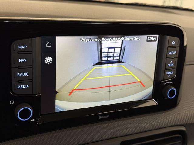 Hyundai i10 Go Atlas White