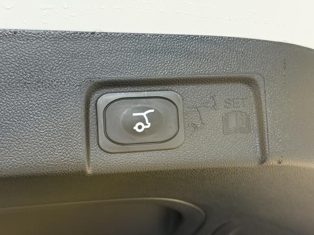 Ford Puma ST-Line Frozen Wei&szlig;