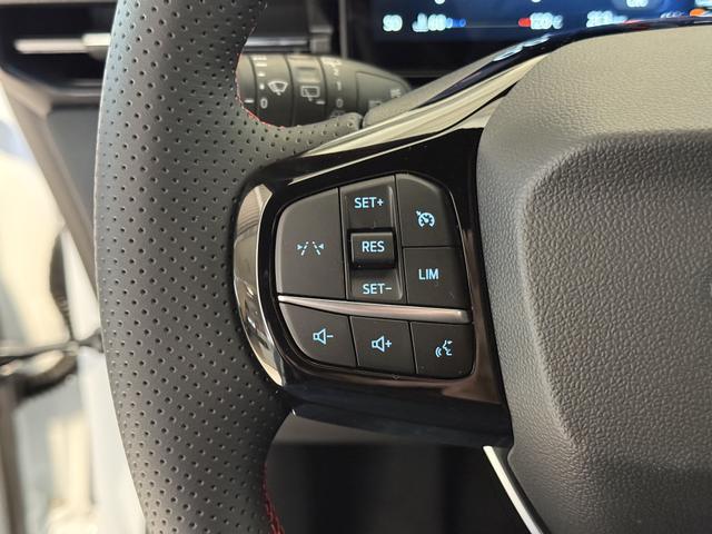 Ford Puma ST-Line Frozen Wei&szlig;