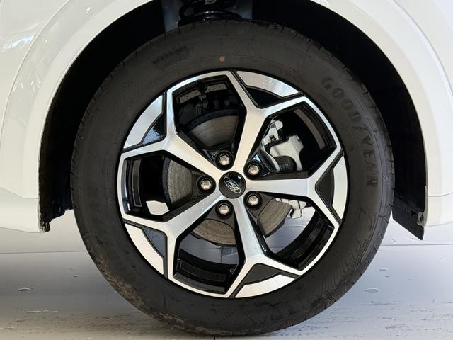 Ford Puma ST-Line Frozen Wei&szlig;