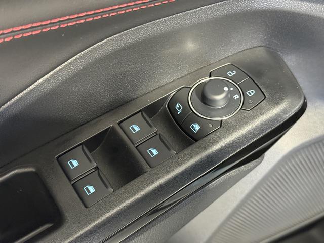 Ford Puma ST-Line Solar Silber