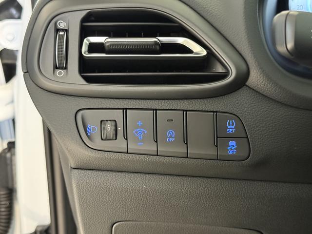 Hyundai i30 Kombi GO Serenity White