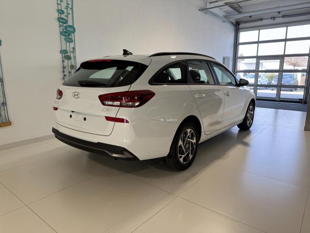 Hyundai i30 Kombi GO Serenity White