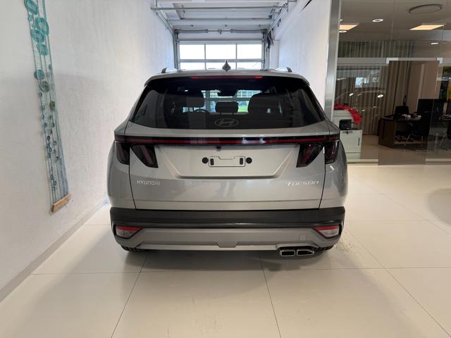 Hyundai Tucson GO Shimmering Silver