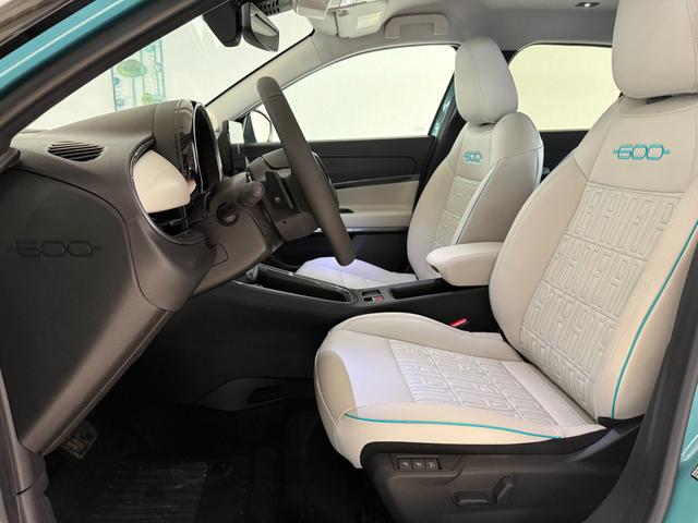 Fiat 600 La Prima Aqua Blau Bicolore