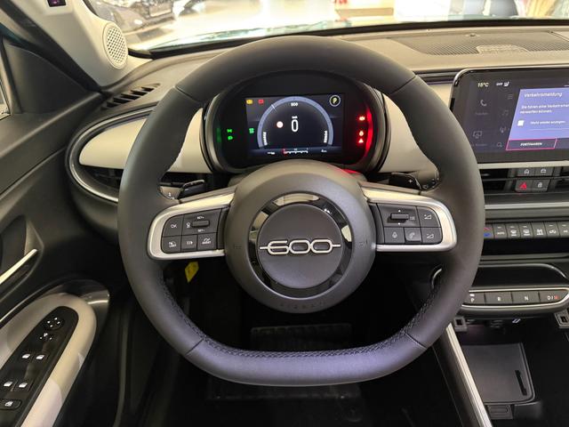 Fiat 600 La Prima Aqua Blau Bicolore