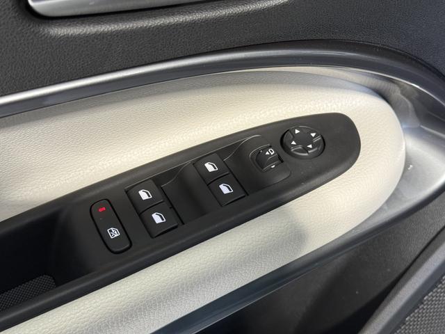 Fiat 600 La Prima Aqua Blau Bicolore