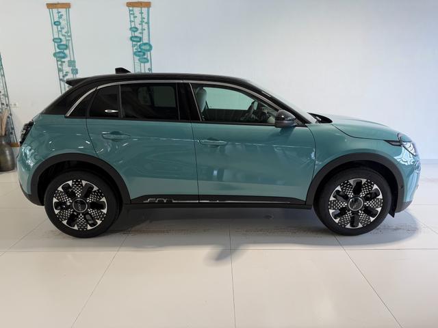 Fiat 600 La Prima Aqua Blau Bicolore