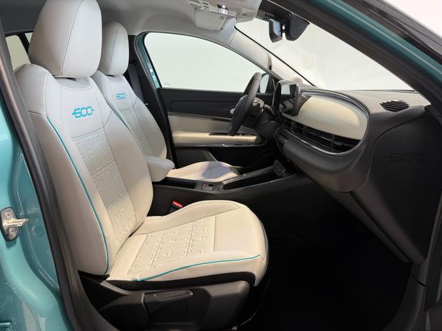 Fiat 600 La Prima Aqua Blau Bicolore