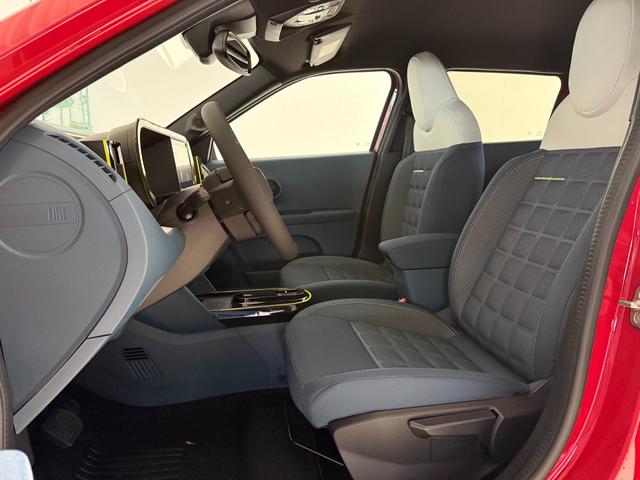 Fiat Grande Panda La Prima Passione Rot