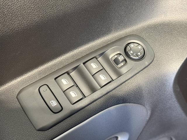 Fiat Doblo L2 Gr&uuml;n Metallic