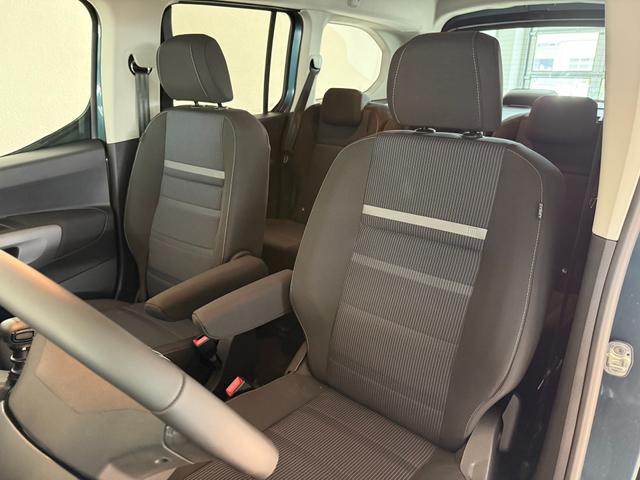 Fiat Doblo L2 Blau Metallic