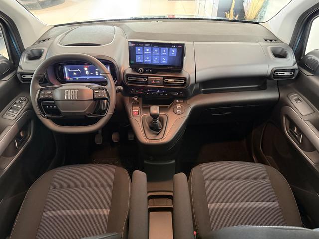 Fiat Doblo L2 Blau Metallic