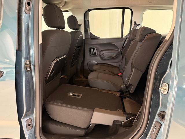 Fiat Doblo L2 Blau Metallic