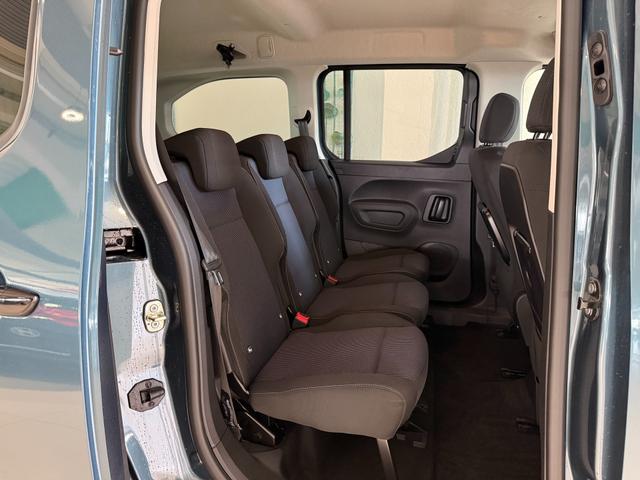 Fiat Doblo L2 Blau Metallic