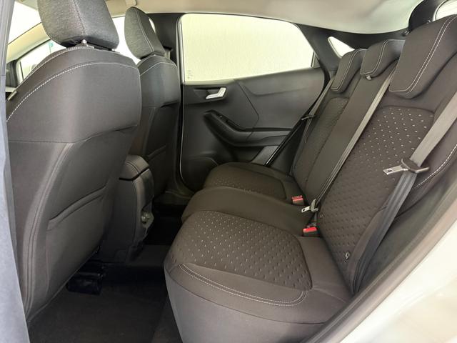 Ford Puma Titanium Frozen White