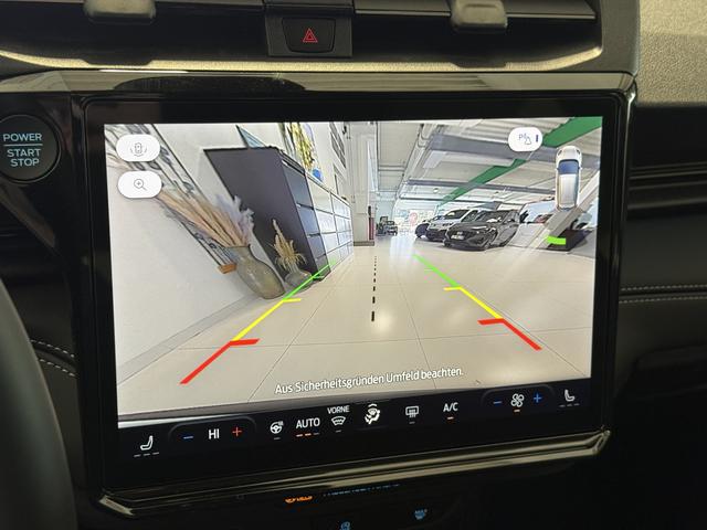 Ford Puma Titanium Frozen White