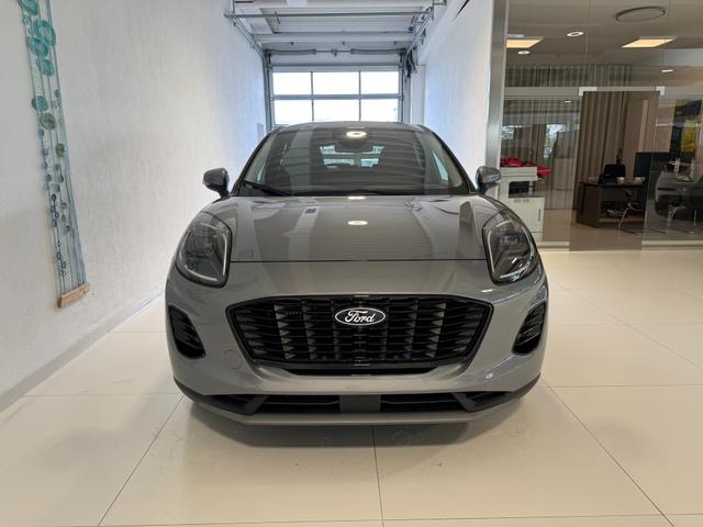 Ford Puma Titanium Solar Silber