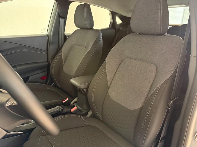 Ford Puma Titanium Solar Silber