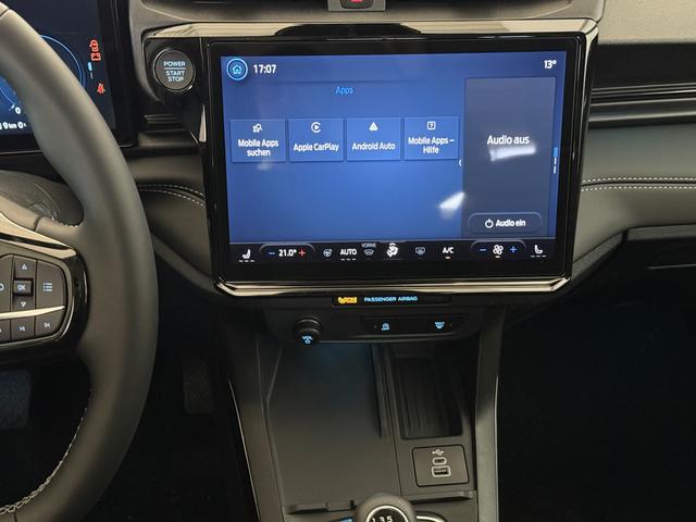 Ford Puma Titanium Solar Silber