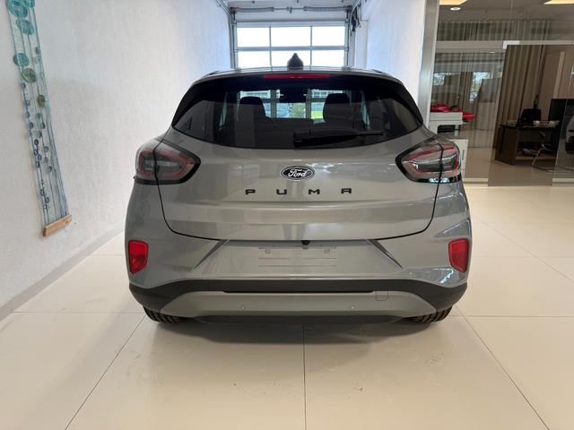 Ford Puma Titanium Solar Silber