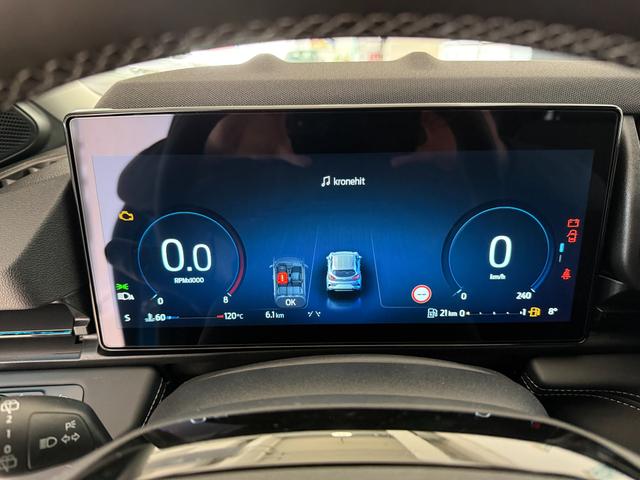 Ford Puma Titanium Digital Aqua Blau