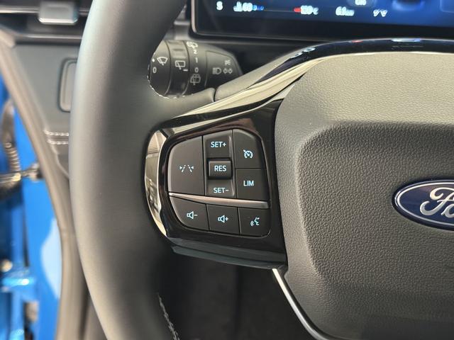 Ford Puma Titanium Digital Aqua Blau