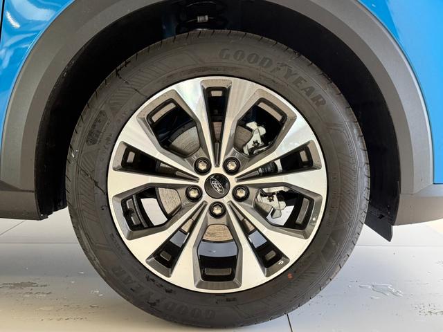 Ford Puma Titanium Digital Aqua Blau