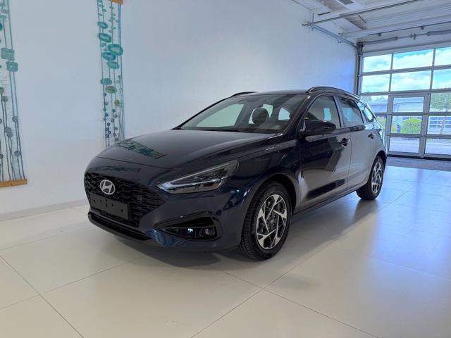 Hyundai i30 - GO 1.5 DPI 71 kW (97 PS) Radio, DAB, Android Auto, Apple CarPlay, Navigationssystem, Bluetooth, Klimaanlage, Lenkradheizung, Sitzheizung, R&uuml;ckfahrkamera, Einparkhilfe vorne und hinten, 16 Zoll Leichtmetallfelgen, uvm.