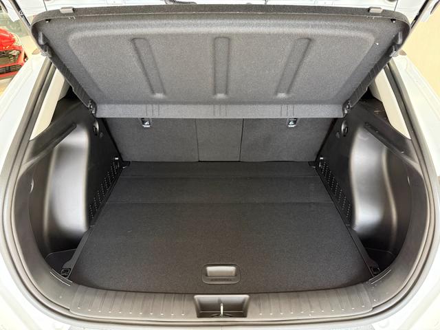 Hyundai Kona GO Plus Atlas White
