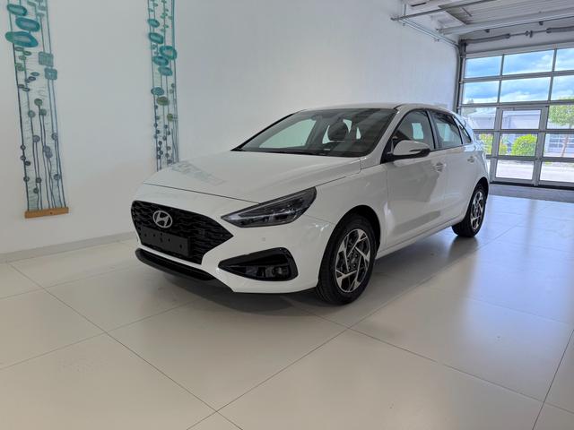 Hyundai i30 - GO 1.5 DPI 71 kW (97 PS) Radio, DAB, Android Auto, Apple CarPlay, Navigationssystem, Bluetooth, Klimaanlage, Lenkradheizung, Sitzheizung, R&uuml;ckfahrkamera, Einparkhilfe vorne und hinten, 16 Zoll Leichtmetallfelgen, uvm.